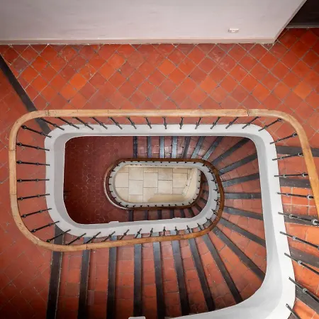 Otel Altera Roma Avinyon